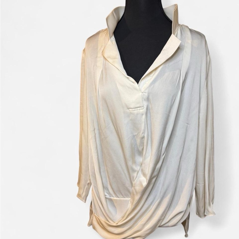 Elie Tahari Elegant Cream Drape Blouse